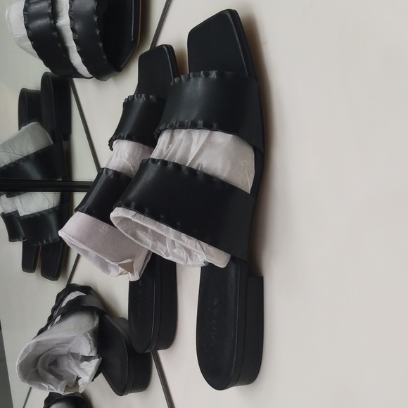 VINCE ZOFI MAFALDA BLACK LEATHER SLIDE SANDALS SIZE 9.5 MED - Picture 4 of 7